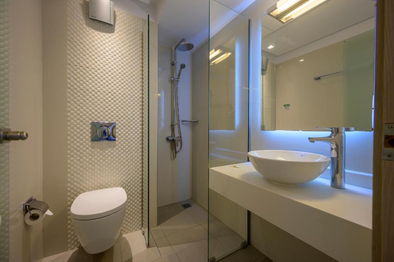 Mythos Suites Hotel Тігакі Екстер'єр фото