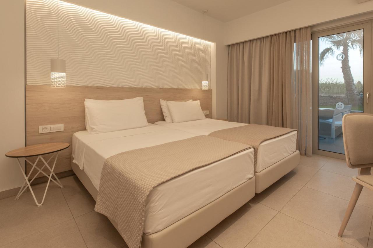 Mythos Suites Hotel Тігакі Екстер'єр фото